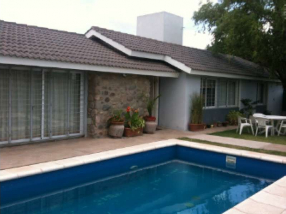Casa ideal Comercial Mejor Zona de Av. Laplace. B° Villa Belgrano