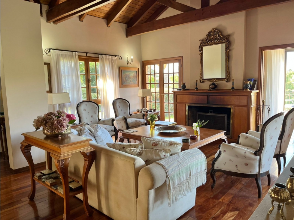 Casa en Venta en Country Las Delicias con bajada al arroyo. — foto 4