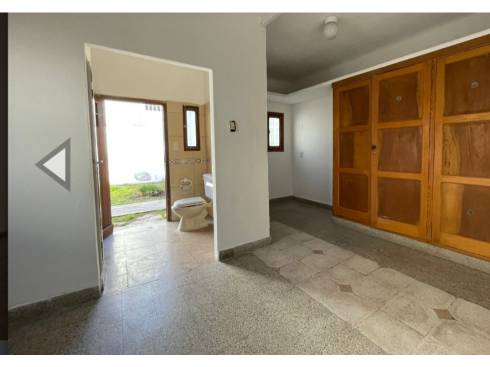 Alta Gracia. Casa 4 Dormitorios en zona centro de la ciudad. - 3