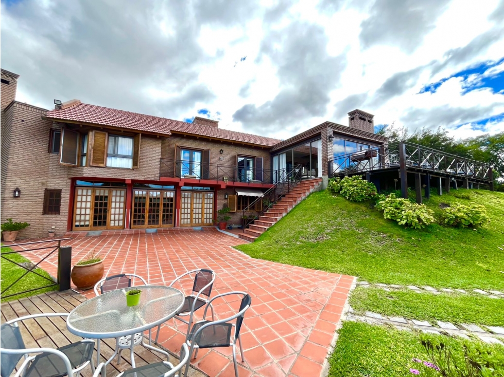 Casa en Venta en Country Las Delicias con bajada al arroyo. — foto 2