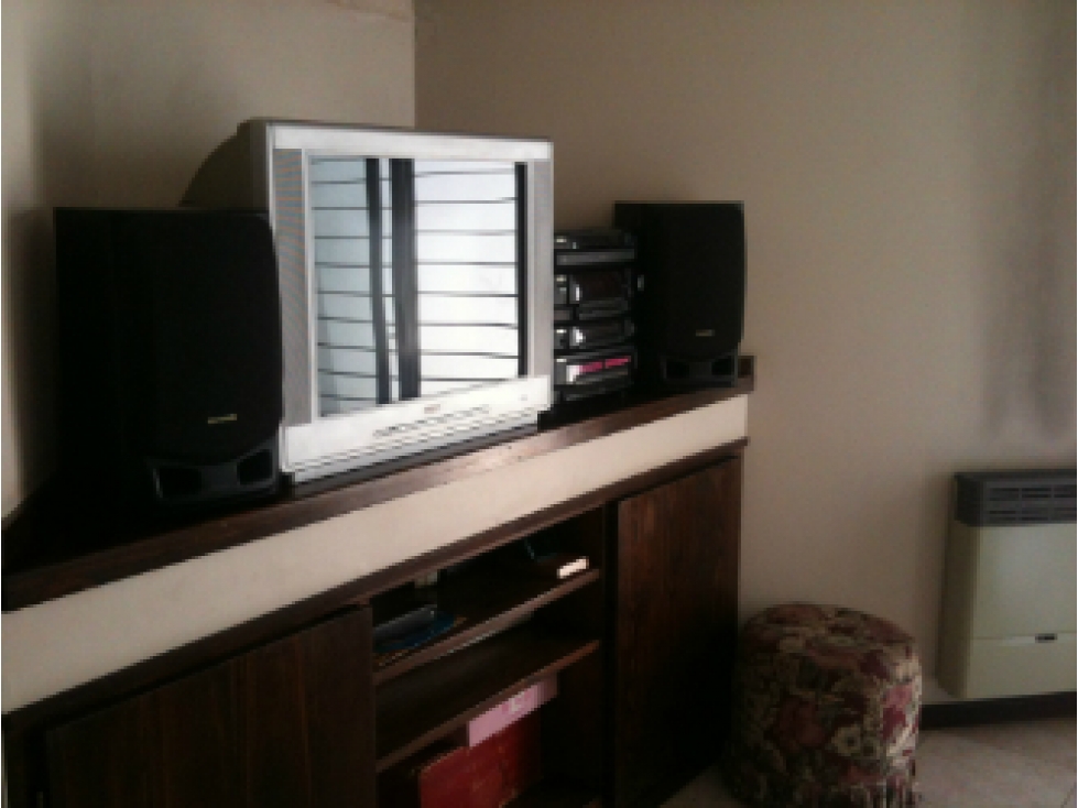 Casa ideal Comercial Mejor Zona de Av. Laplace. B° Villa Belgrano — foto 5