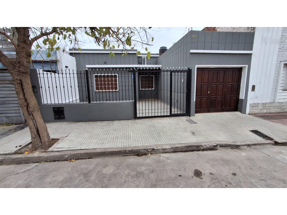 Casa en Alquiler 3 Dormitorios B° Alto Alberdi - Córdoba — foto 2