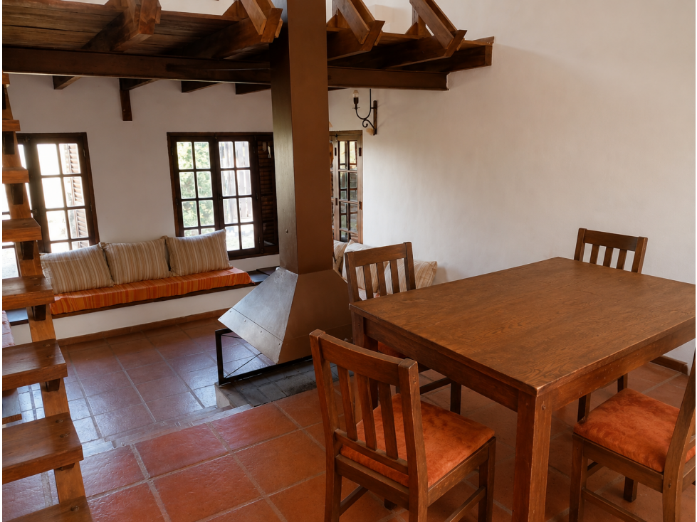 CASA EN VENTA 3 DORM arguello - 2