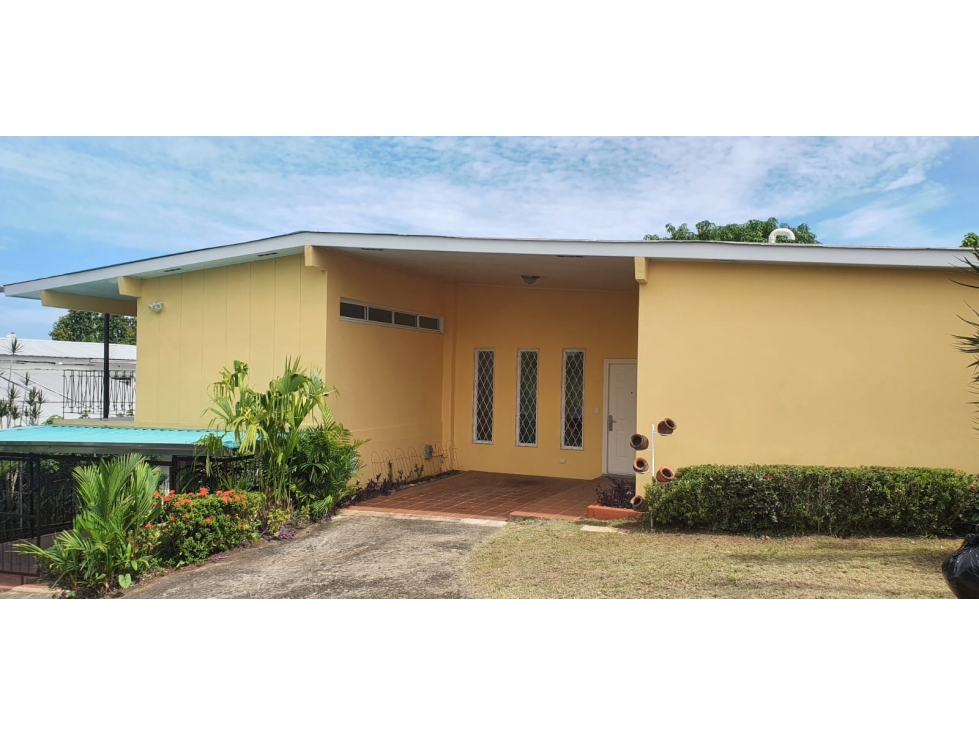 Vendo casa en Villa Caceres, Betania