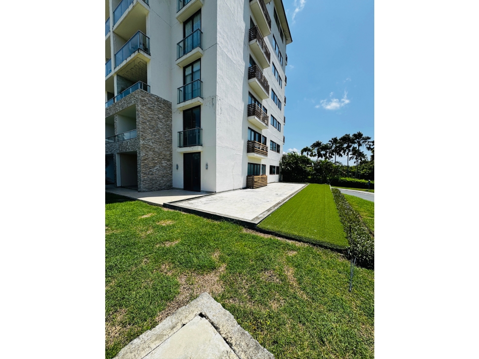 VENTA DE APARTAMENTO DE 3 RECAMARAS EN PLANTA BAJA CON PATIO ENORME — foto 5