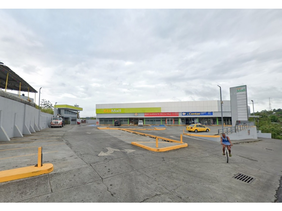 vendo plaza comercial con alto trafico - 1