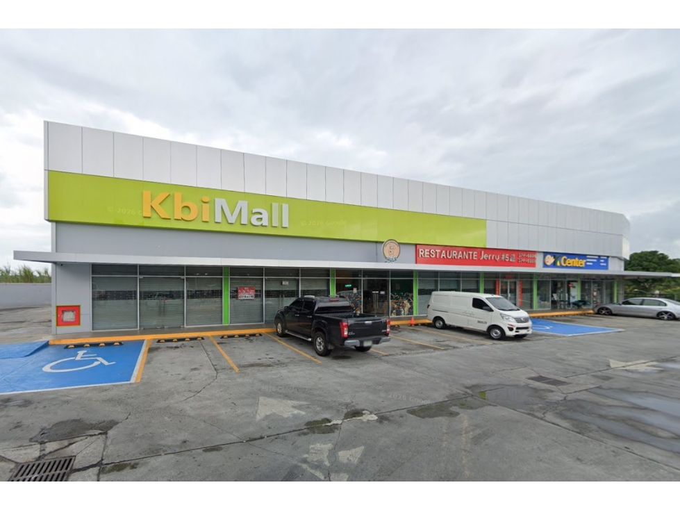vendo plaza comercial con alto trafico - 3