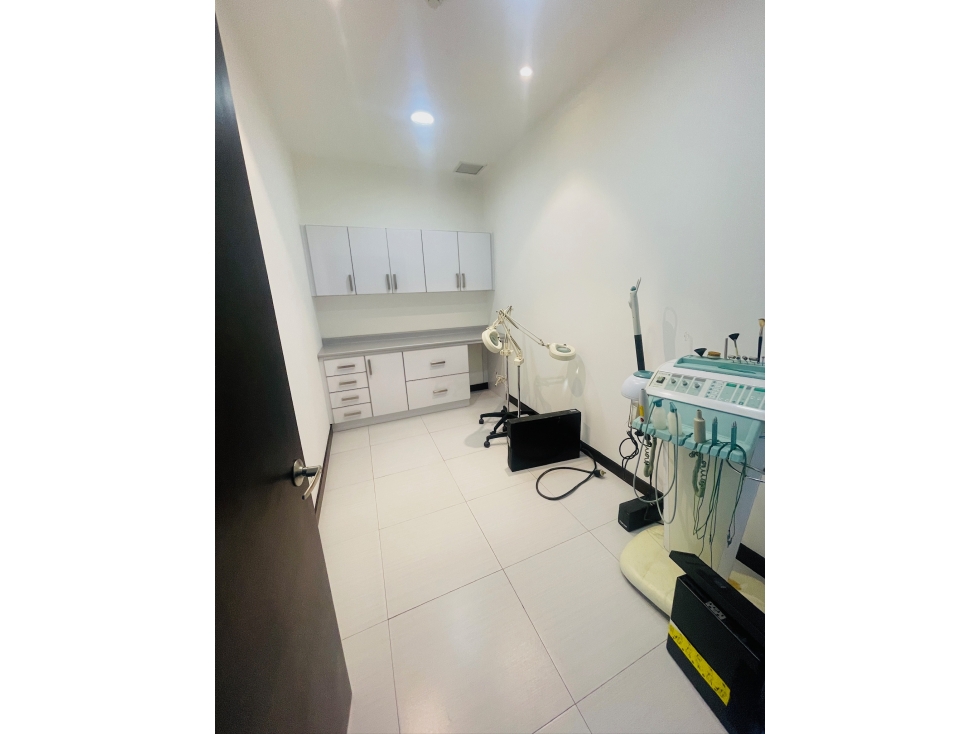 ALQUILER DE LOCAL PARA CLINICA DENTAL