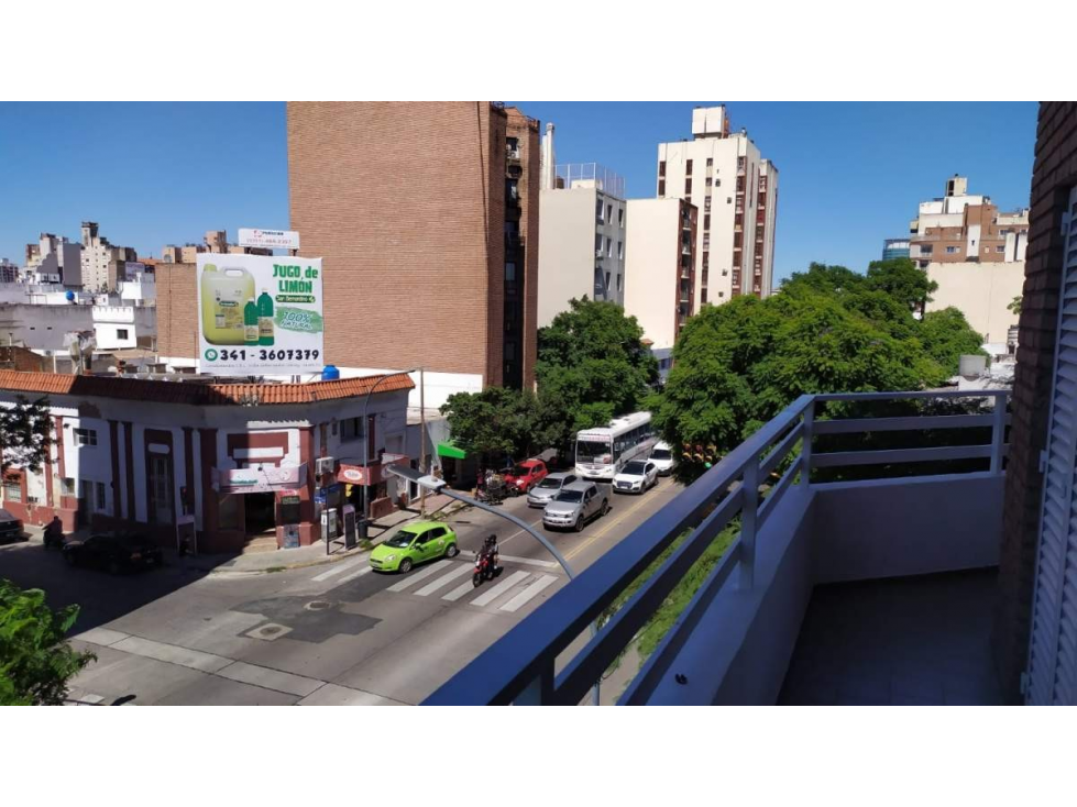 Departamento en venta. 2 dorm. sobre Av. Santa Fe barrio Alberdi