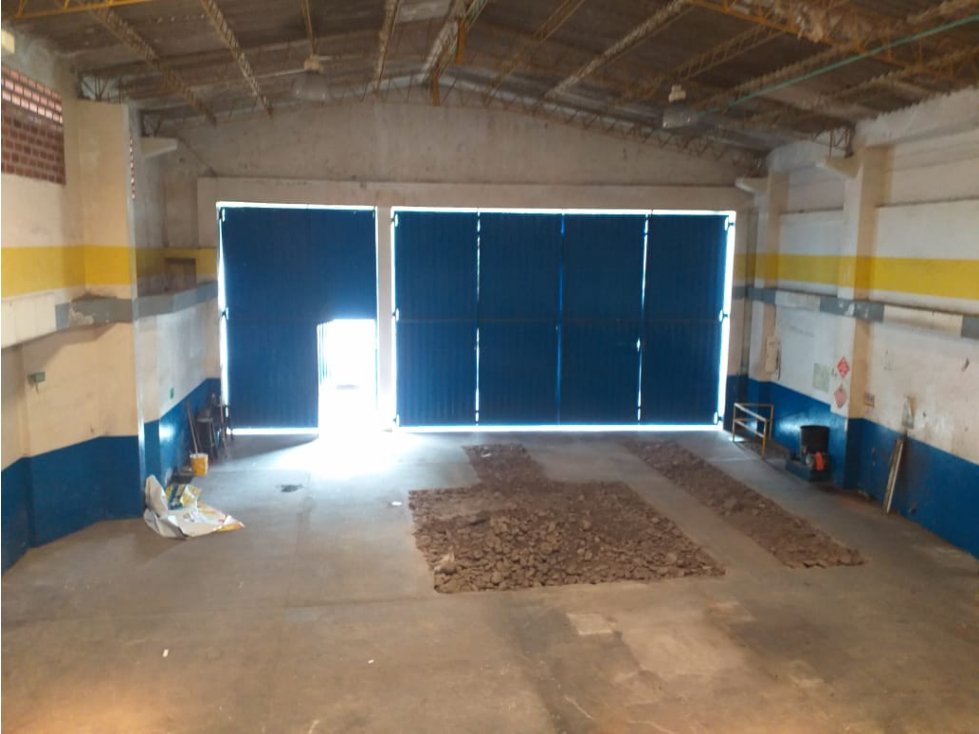 BODEGA EN VENTA, VILLAVICENCIO - 2