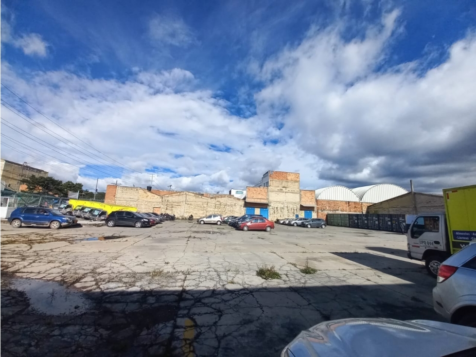 LOTE INDUSTRIAL DE 3.360 m2 EN VENTA - SECTOR ALAMOS - ENGATIVA — foto 3
