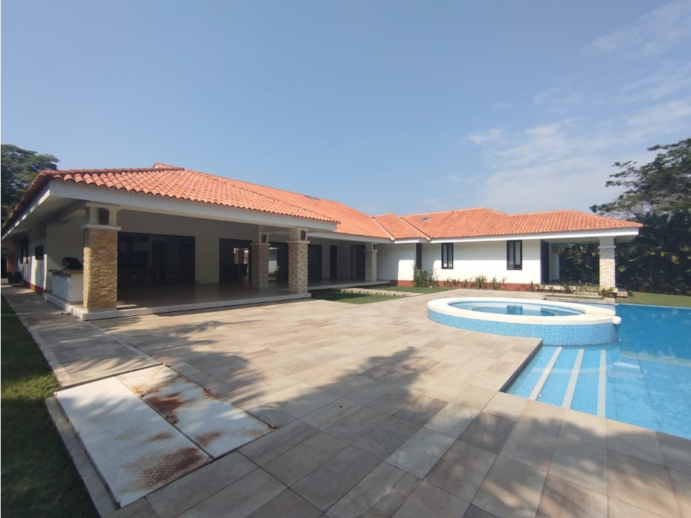 HERMOSA CASA CAMPESTRE EN VENTA, VILLAVICENCIO - 3