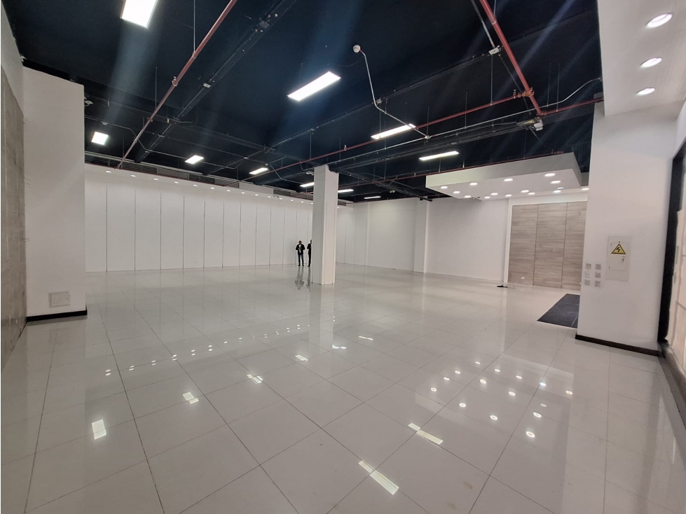 LOCAL EN ARRIENDO, CENTRO COMERCIAL PASEO VILLA DEL RIO — foto 2