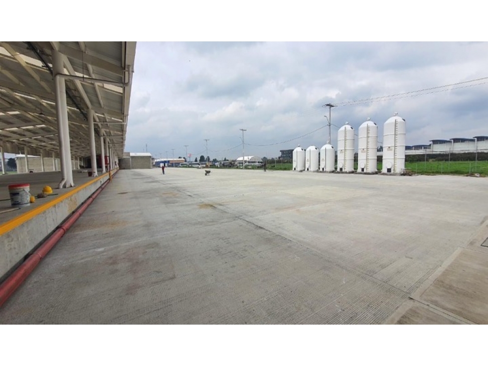 PLATAFORMA CROSS DOCKING + BODEGA EN ARRIENDO, SIBERIA - 4