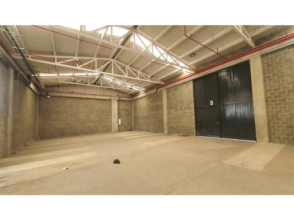 PLATAFORMA CROSS DOCKING + BODEGA EN ARRIENDO, SIBERIA - 5