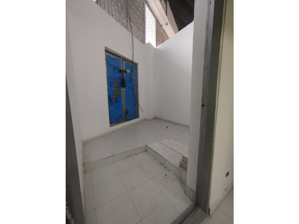 LOCAL COMERCIAL EN ARRIENDO, VILLAVICENCIO - 6