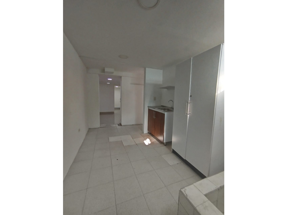 EXCELENTE LOCAL COMERCIAL EN ARRIENDO, VILLAVICENCIO - 5