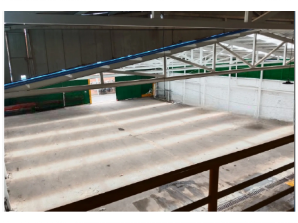 BODEGA INDUSTRIAL EN VENTA VILLA GLADYS — foto 3