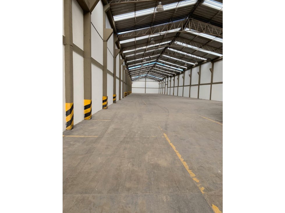 BODEGA EN ARRIENDO, SECTOR ALQUERIA, BOGOTA — foto 4