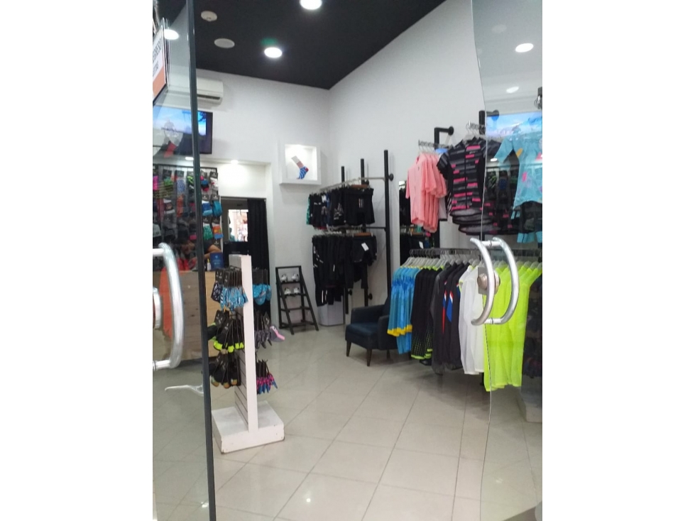 LOCAL EN VENTA, CENTRO COMERCIAL, VILLAVICENCIO - 2