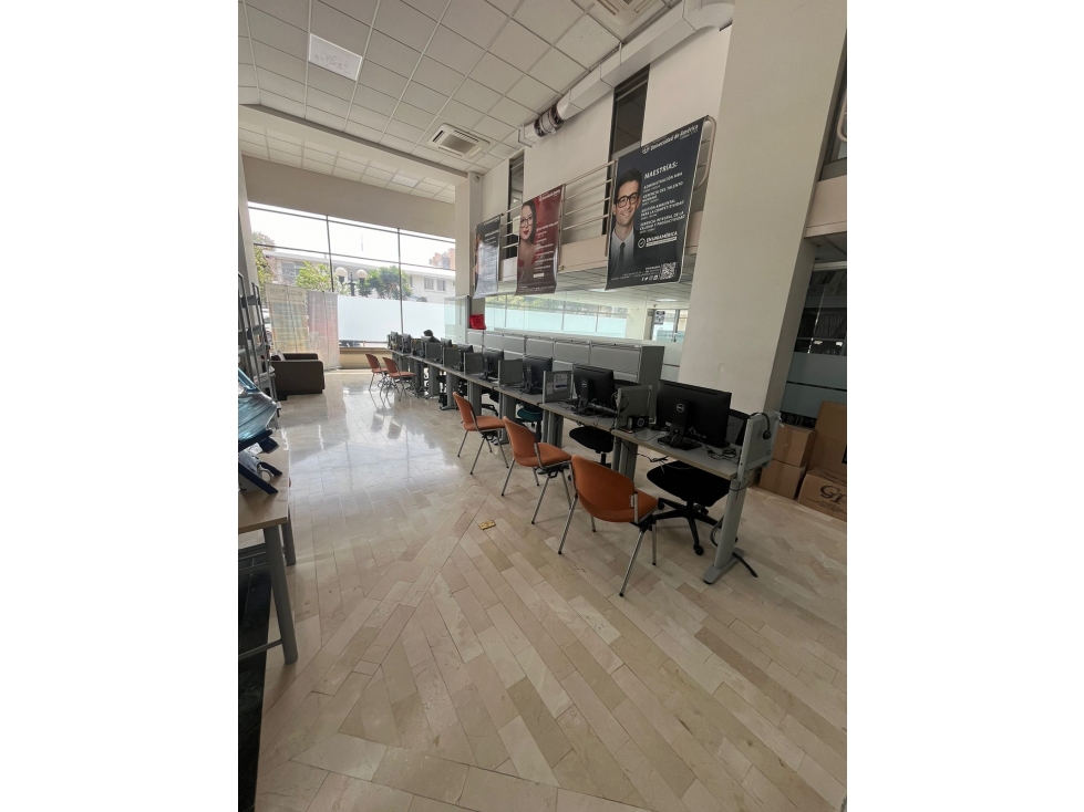 EDIFICIO EN ARRIENDO, SECTOR SANTA BARBARA - 2