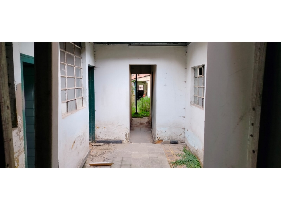 CASA LOTE EN VENTA SOBRE VÍA PRINCIPAL COMERCIAL EN SOACHA PARQUE - 6