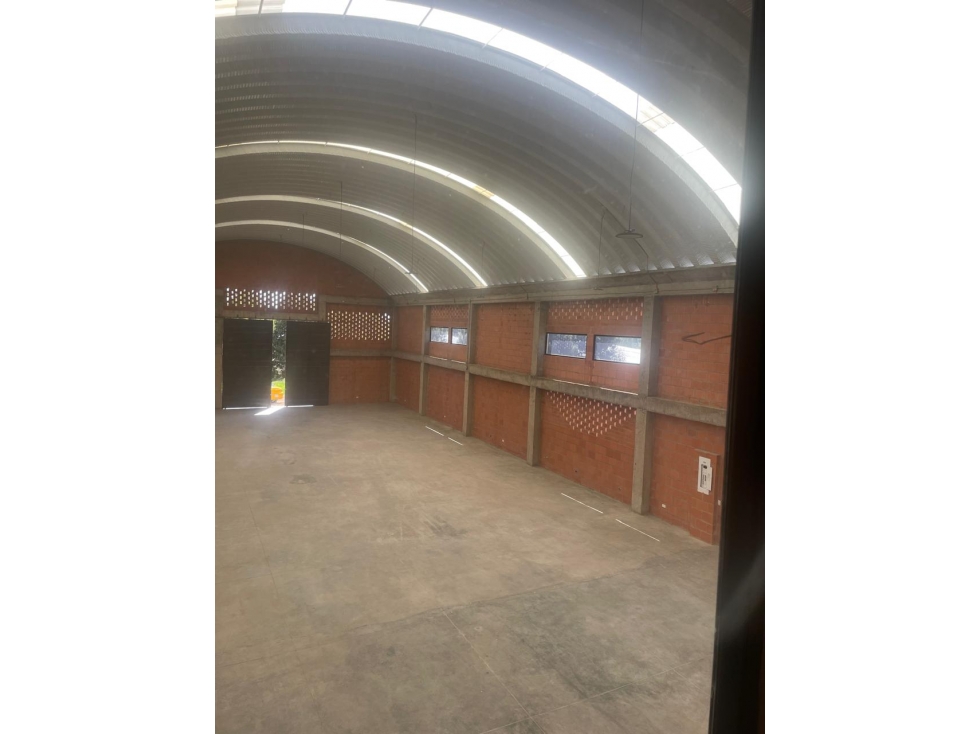 BODEGA EN ARRIENDO, ZONA INDUSTRIAL, GUAYMARAL - 3