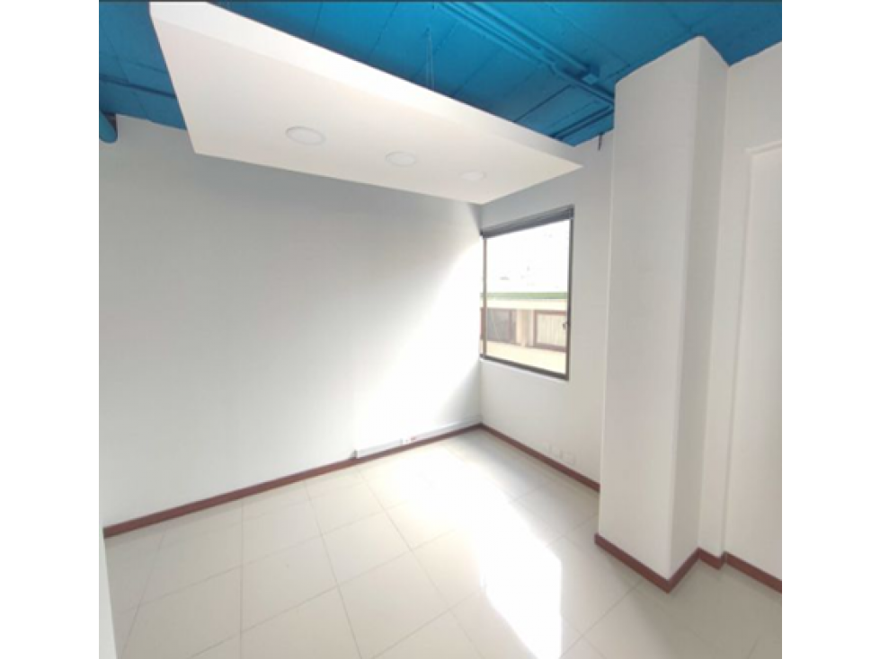 Oficina Corporativa Arriendo 380 m² en Zona Financiera - chapinero — foto 2