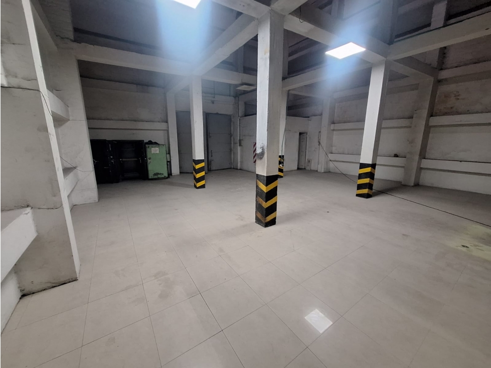Bodega en Venta 259m2 Sector Puente Aranda