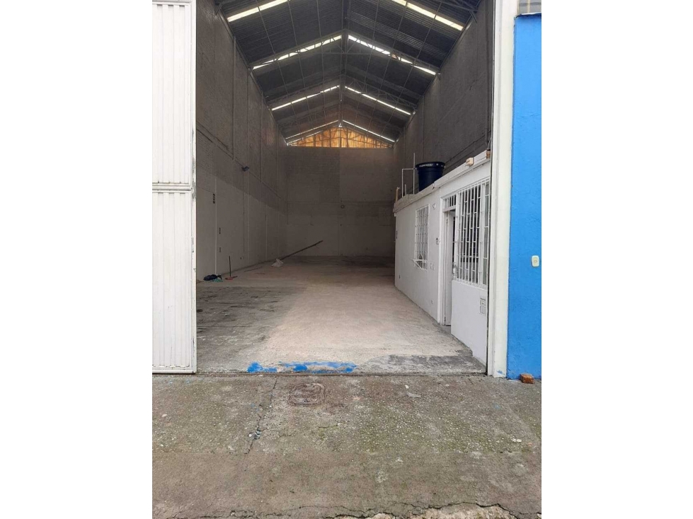 BODEGA EN VENTA LAS FERIAS ZONA INDUSTRIAL