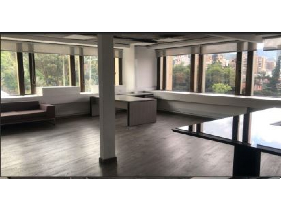 OFICINA AMOBLADA EN ARRIENDO - LA CANDELARIA