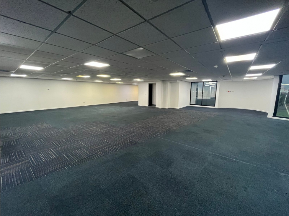 OFICINA EN ARRIENDO - CHICÓ NORTE