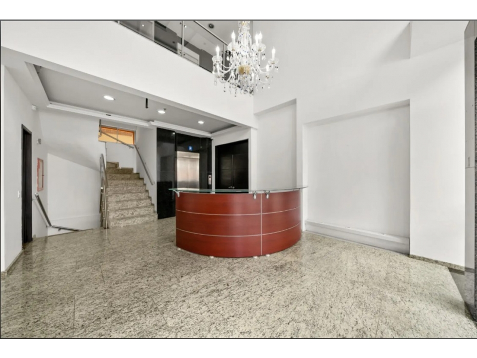 EDIFICIO CORPORATIVO EN VENTA - CHICÓ