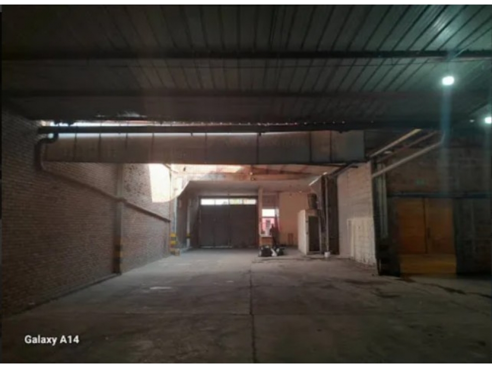 BODEGA INDUSTRIAL Y COMERCIAL EN ARRIENDO - VILLAVICENCIO - 4