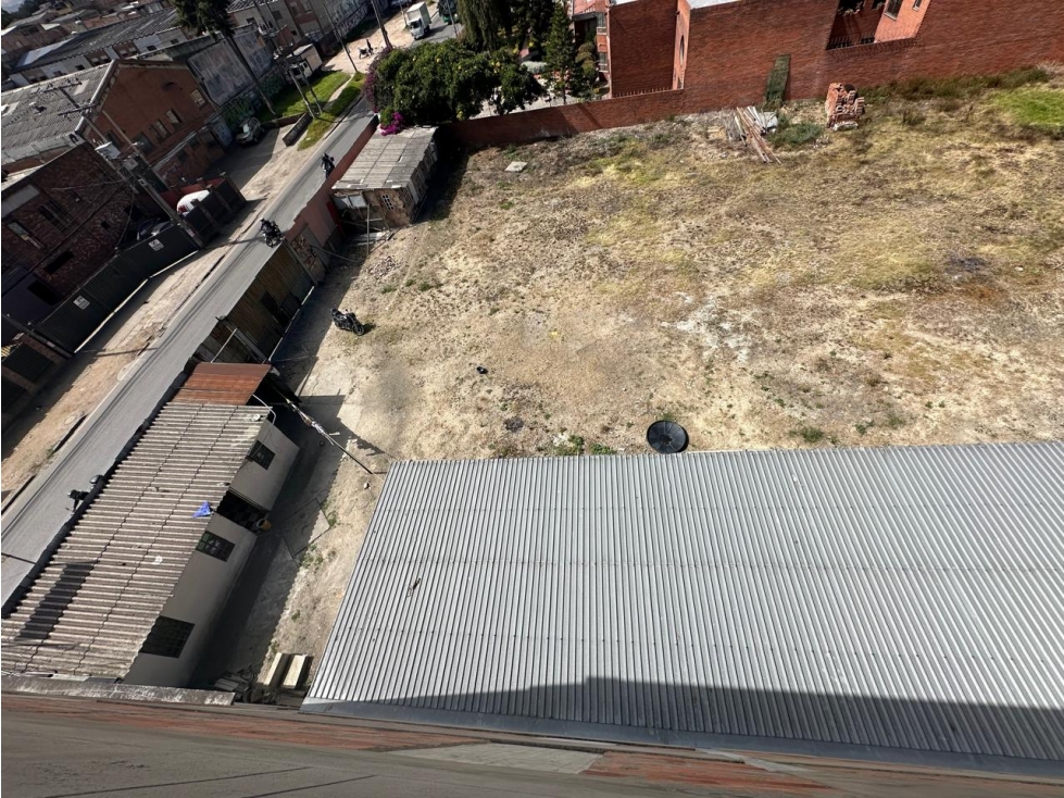 LOTE INDUSTRIAL EN VENTA, SECTOR ENGATIVA