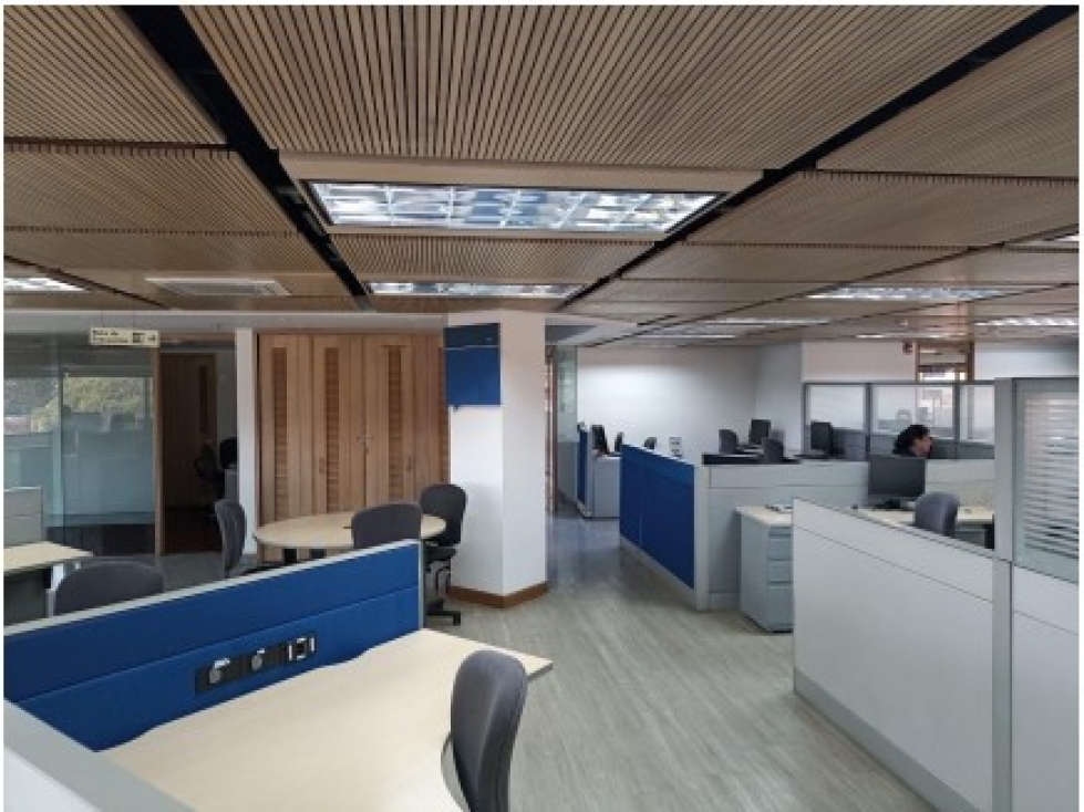 OFICINA EN ARRIENDO - CHAPINERO — foto 2