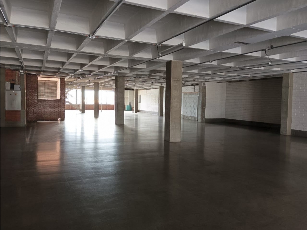 LOCAL / OFICINA EN ARRIENDO | SECTOR GUAYABAL | MEDELLÍN
