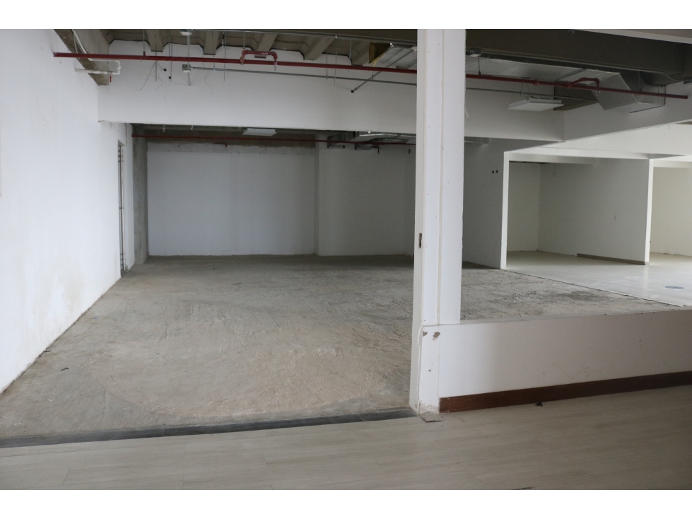 EXCELENTE OFICINA EN ARRIENDO - AVENIDA EL DORADO — foto 2