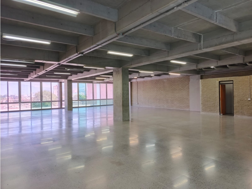OFICINA EN ARRIENDO - MEDELLIN