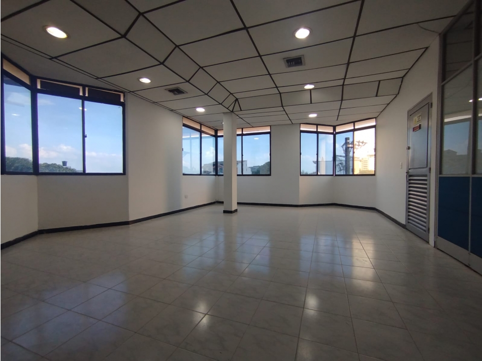 OFICINA EN ARRIENDO | VILLAVICENCIO | PISO 3 - 1