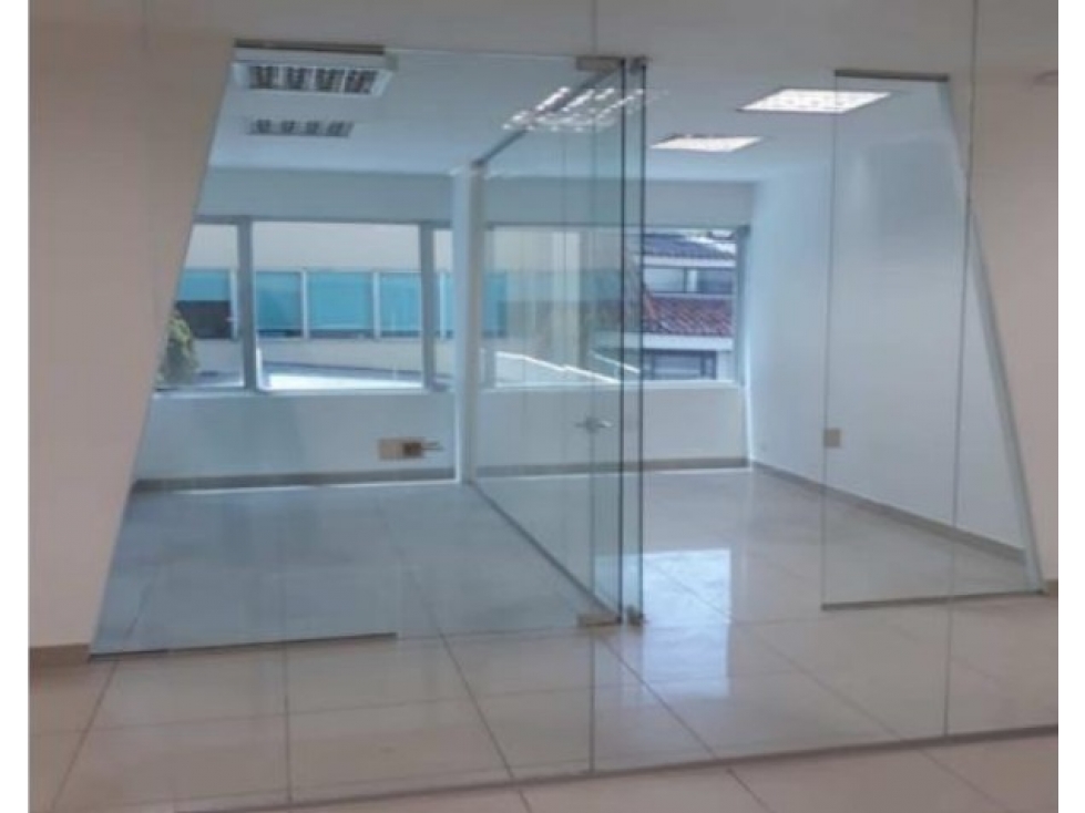 OFICINA EN ARRIENDO - CHICÓ