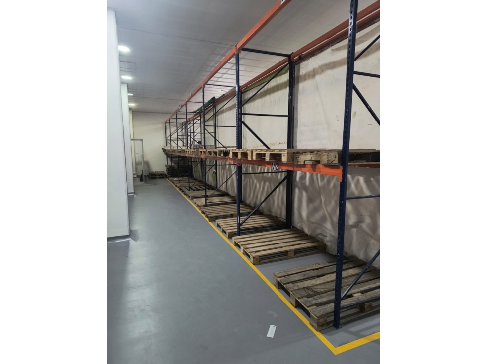 BODEGA EN ARRIENDO EN LA URIBE, USAQUÉN