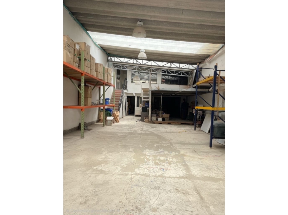 BODEGA EN VENTA EN TOBERÍN, USAQUÉN