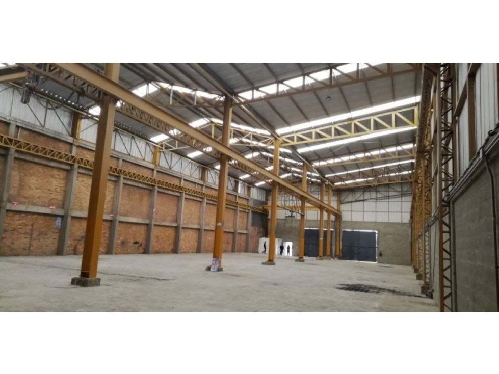 BODEGA INDUSTRIAL EN ARRIENDO FONTIBÓN