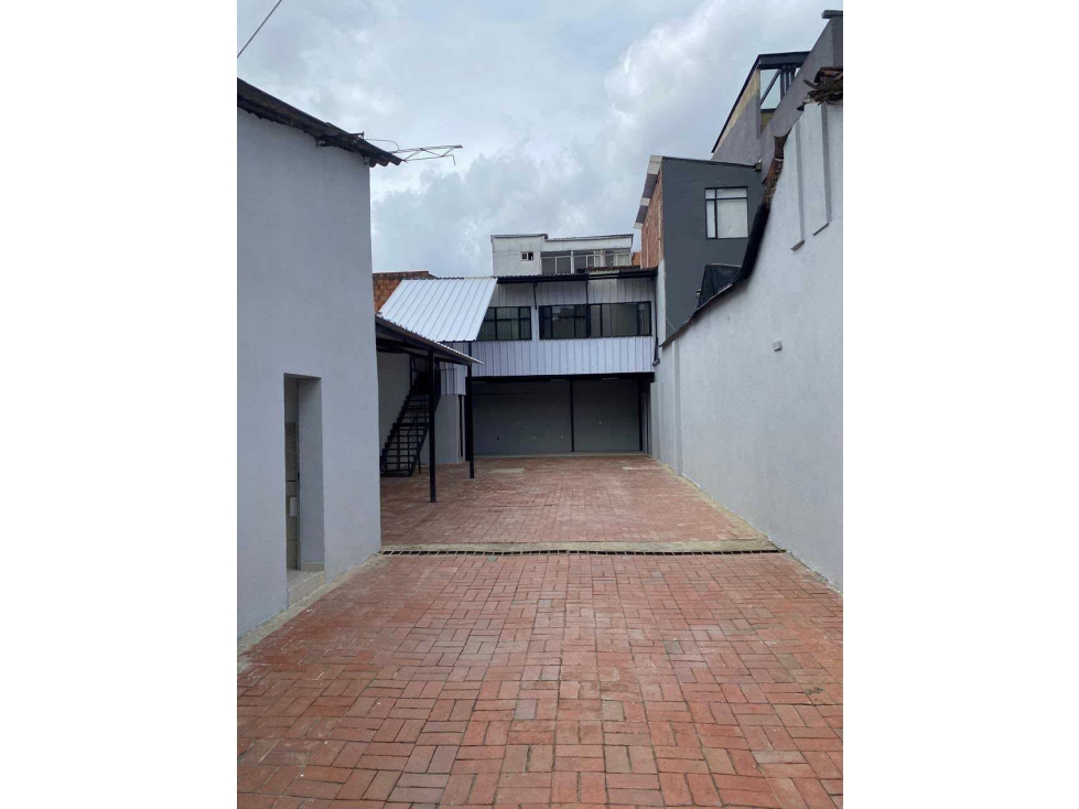 BODEGA-LOCAL EN ARRIENDO FONTIBÓN, BOGOTÁ — foto 2