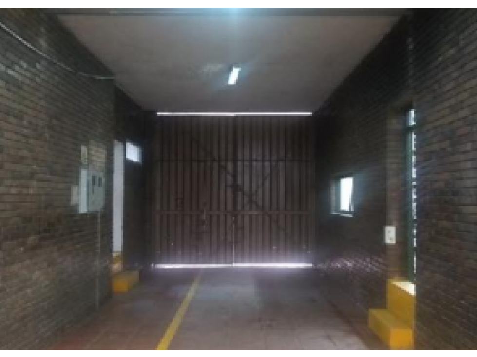 BODEGA EN VENTA RÍO NEGRO - 1