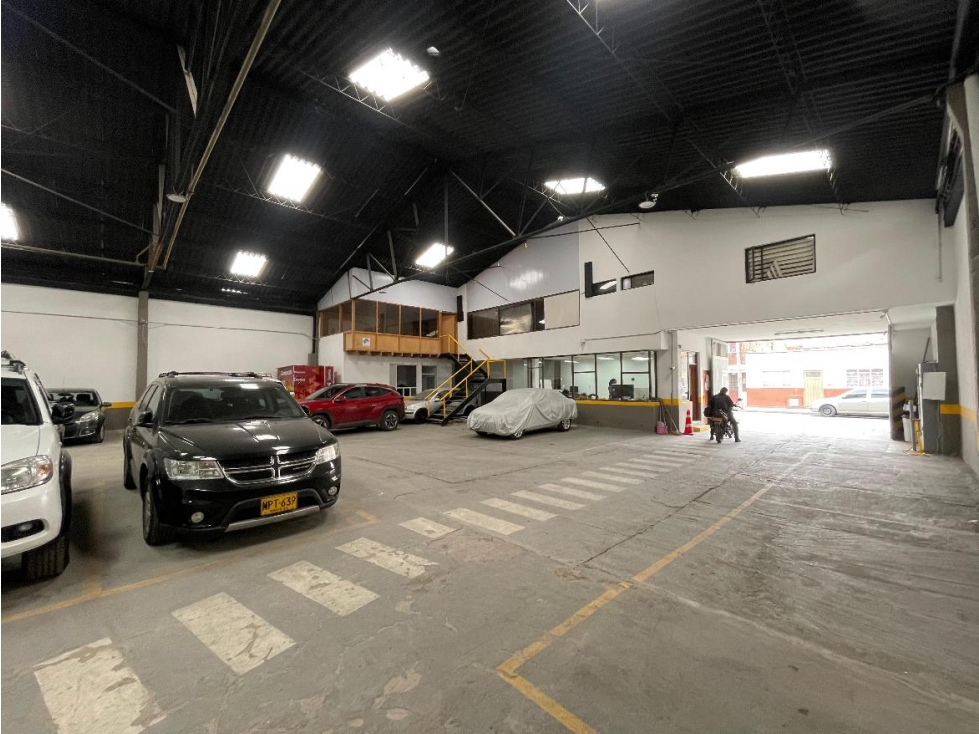 BODEGA EN ARRIENDO BARRIO PARÍS, ENGATIVÁ - 1