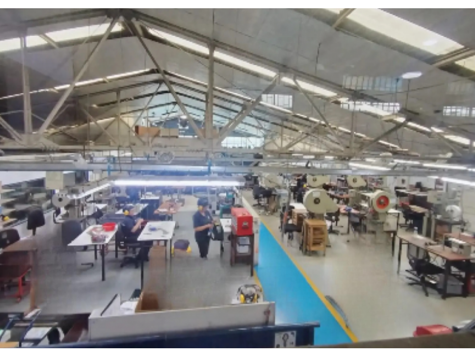 BODEGA EN VENTA SECTOR INDUSTRIAL , LOS EJIDOS