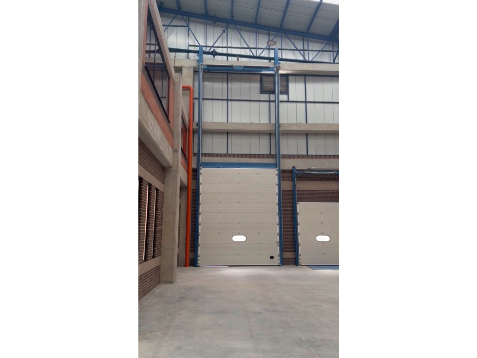 BODEGA EN ARRIENDO CORREDO CALLE 80, PARQUE INDUSTRIAL - 3