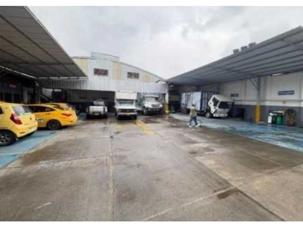 BODEGA INDUSTRIAL EN VENTA | LOS ALCÁZARES - 1